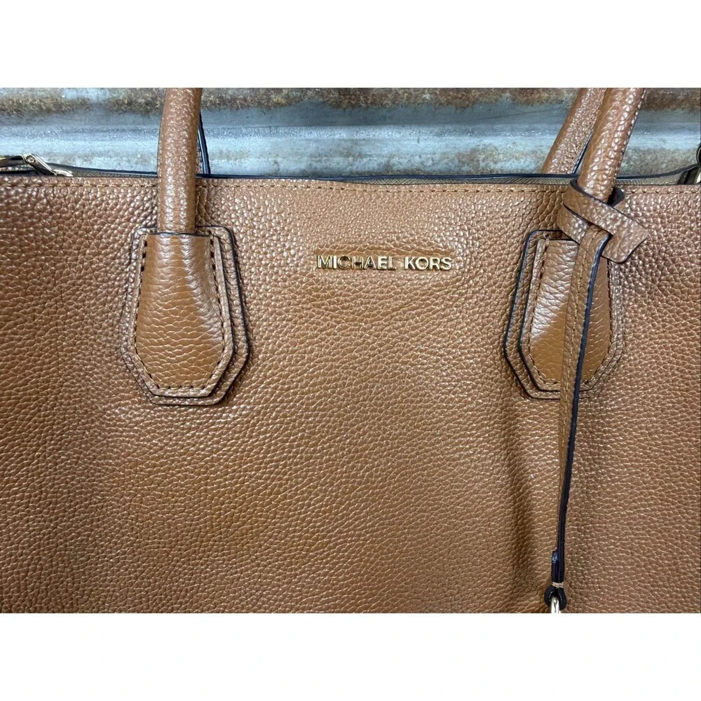 Michael Kors Mercer Large Leather Tote Bag in Acorn Pristine! Used 1 Time